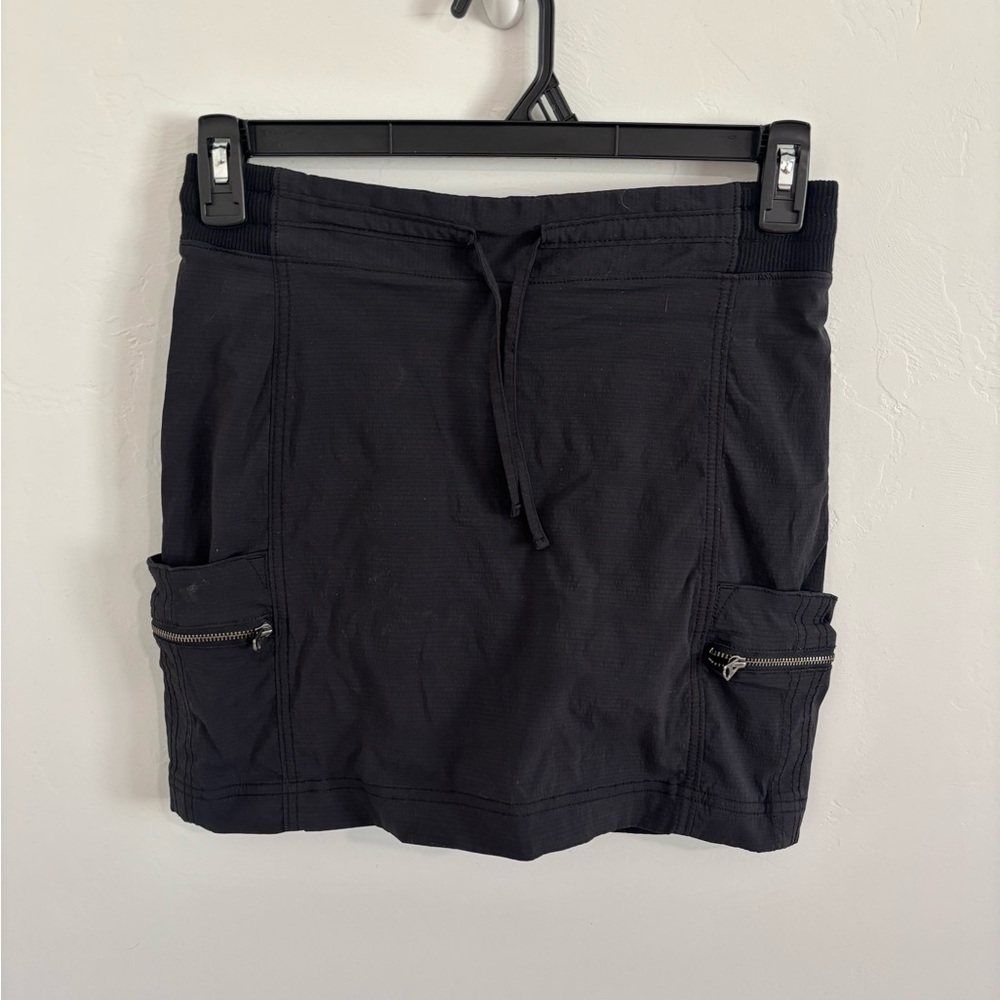 Athleta Black Skirt with Zipper Details